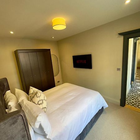Macbeths Corner High End Luxury Apartment In Centre With Parking Стратфорд-апон-Эйвон Экстерьер фото